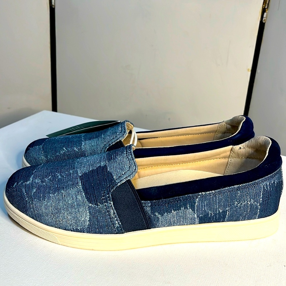 Revitalign  Easton Shoes